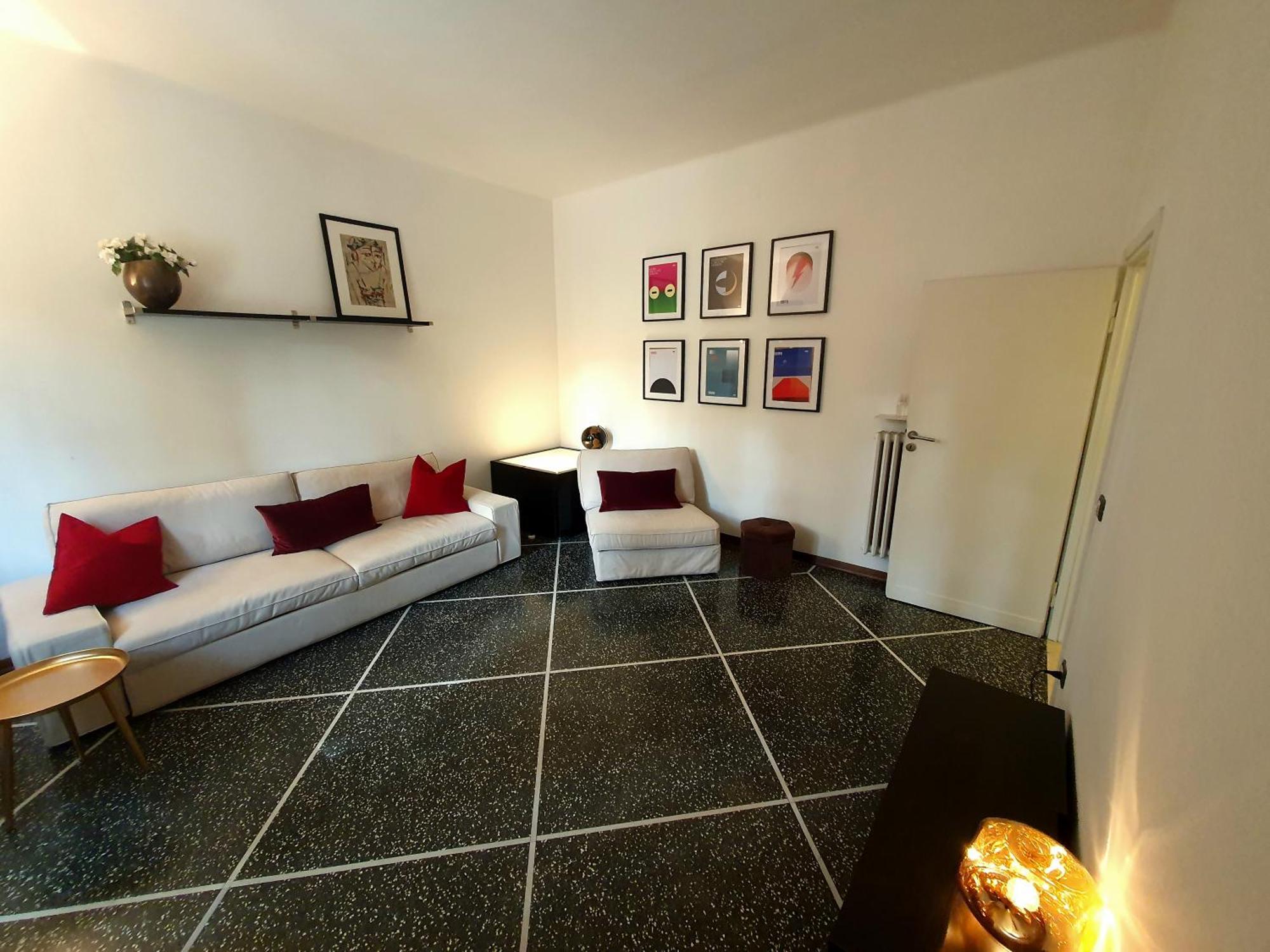 Spacious Three-Room Apartment In Saragozza 볼로냐 외부 사진