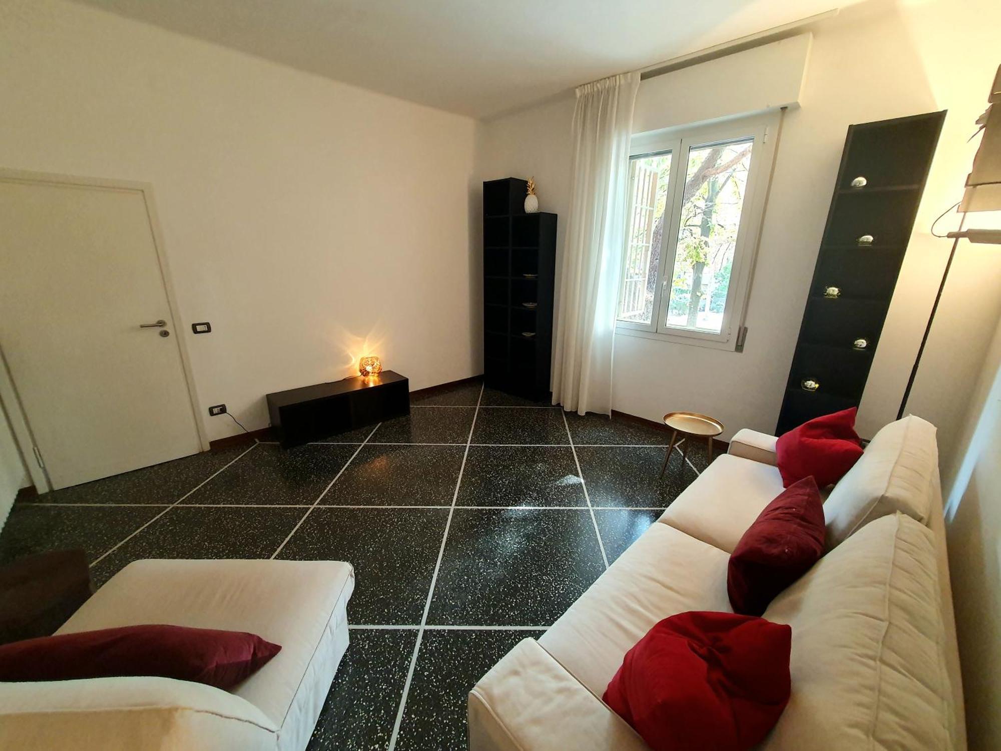 Spacious Three-Room Apartment In Saragozza 볼로냐 외부 사진